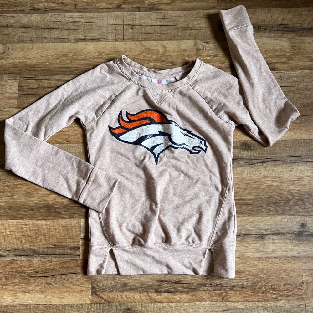 nfL teen apparel sequins denver broncos long sleeve sweater size xsmall